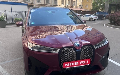 BMW iX, 2022 год, 7 800 000 рублей, 6 фотография