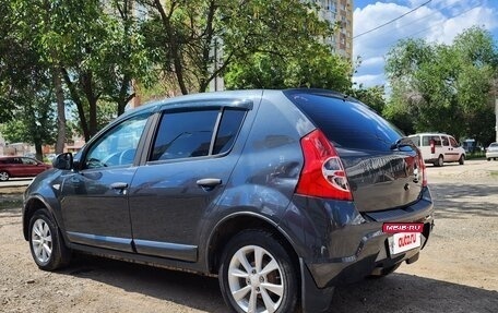 Renault Logan I, 2011 год, 380 000 рублей, 3 фотография