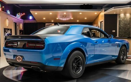 Dodge Challenger III рестайлинг 2, 2023 год, 27 960 000 рублей, 5 фотография