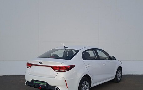 KIA Rio IV, 2021 год, 1 770 000 рублей, 6 фотография