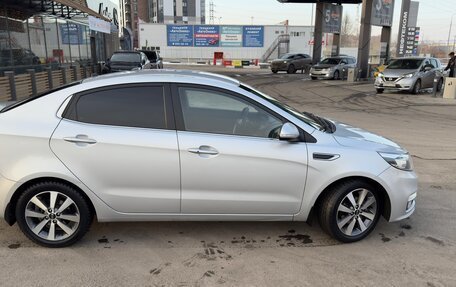 KIA Rio III рестайлинг, 2016 год, 1 000 000 рублей, 4 фотография