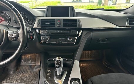 BMW 3 серия, 2016 год, 2 700 000 рублей, 14 фотография