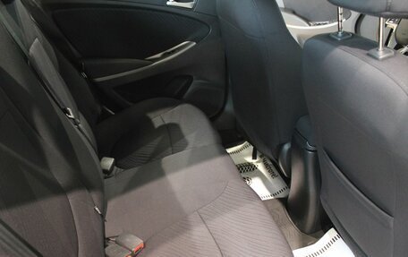 Hyundai Solaris II рестайлинг, 2014 год, 740 000 рублей, 9 фотография