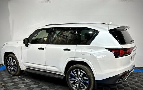 Lexus LX, 2024 год, 21 990 000 рублей, 5 фотография