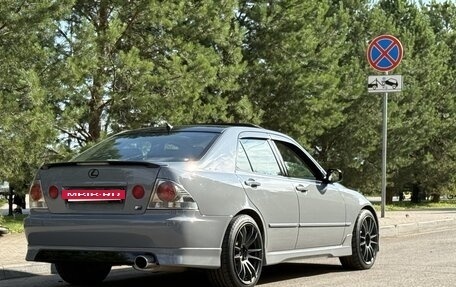 Lexus IS II рестайлинг 2, 1999 год, 1 700 000 рублей, 10 фотография