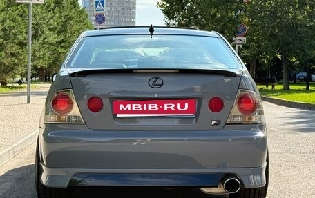 Lexus IS II рестайлинг 2, 1999 год, 1 700 000 рублей, 8 фотография
