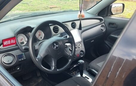 Mitsubishi Outlander III рестайлинг 3, 2005 год, 750 000 рублей, 6 фотография