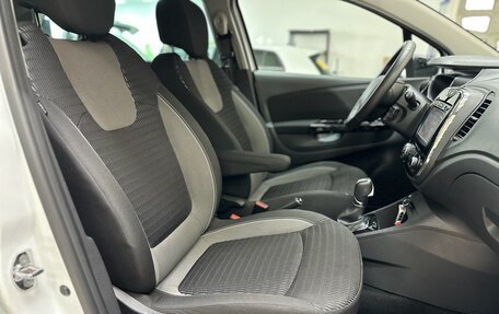 Renault Kaptur I рестайлинг, 2017 год, 1 665 000 рублей, 33 фотография