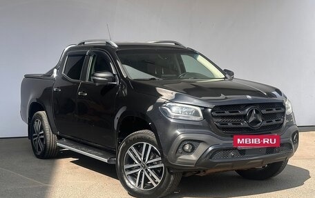 Mercedes-Benz X-Класс I, 2018 год, 2 800 000 рублей, 3 фотография