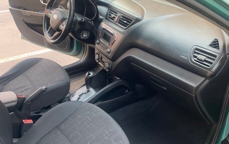 KIA Rio III рестайлинг, 2011 год, 750 000 рублей, 9 фотография
