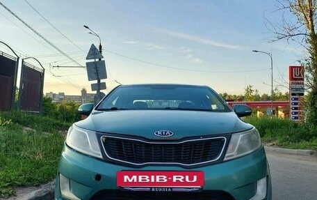 KIA Rio III рестайлинг, 2011 год, 750 000 рублей, 3 фотография