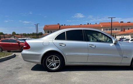 Mercedes-Benz E-Класс, 2004 год, 950 000 рублей, 2 фотография