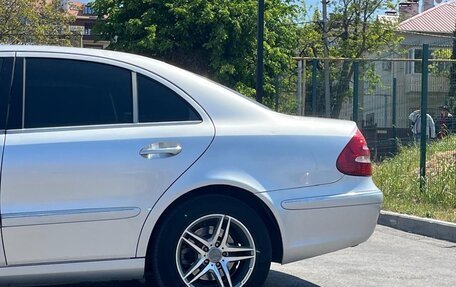 Mercedes-Benz E-Класс, 2004 год, 950 000 рублей, 5 фотография