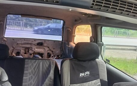 Toyota Estima III рестайлинг -2, 1997 год, 275 000 рублей, 13 фотография