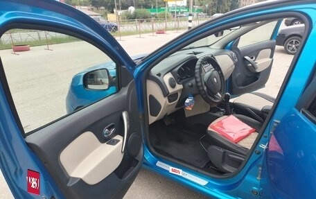 Renault Logan II, 2015 год, 750 000 рублей, 14 фотография