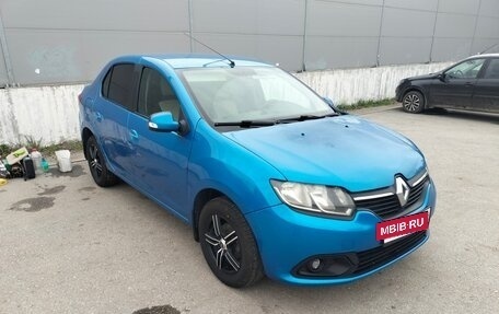 Renault Logan II, 2015 год, 750 000 рублей, 19 фотография