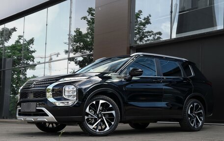 Mitsubishi Outlander, 2022 год, 3 600 000 рублей, 2 фотография