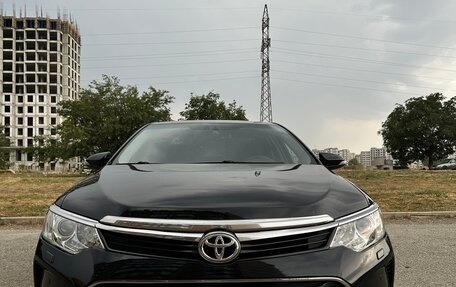 Toyota Camry, 2016 год, 2 100 000 рублей, 1 фотография