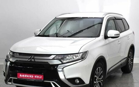 Mitsubishi Outlander III рестайлинг 3, 2020 год, 2 480 000 рублей, 1 фотография