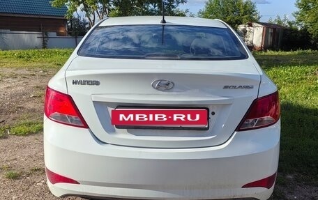 Hyundai Solaris II рестайлинг, 2015 год, 850 000 рублей, 4 фотография