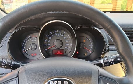 KIA Rio III рестайлинг, 2014 год, 850 000 рублей, 4 фотография