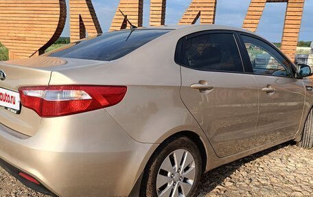 KIA Rio III рестайлинг, 2014 год, 850 000 рублей, 7 фотография