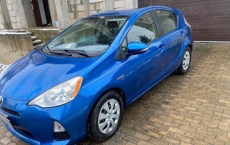 Toyota Prius c I, 2012 год, 1 400 000 рублей, 5 фотография