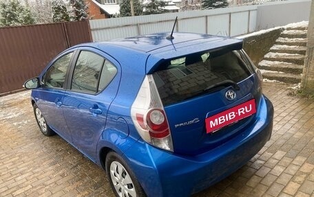 Toyota Prius c I, 2012 год, 1 400 000 рублей, 11 фотография