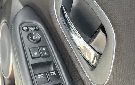 Honda Vezel, 2014 год, 1 475 000 рублей, 13 фотография