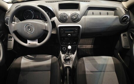 Renault Duster I рестайлинг, 2014 год, 889 000 рублей, 10 фотография