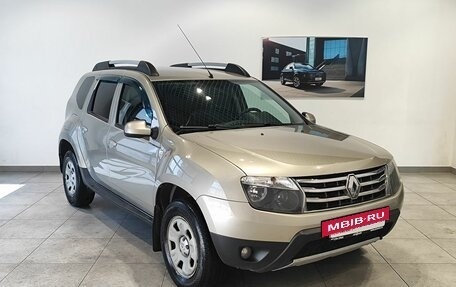 Renault Duster I рестайлинг, 2014 год, 889 000 рублей, 3 фотография