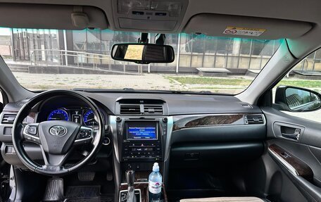 Toyota Camry, 2016 год, 2 100 000 рублей, 15 фотография