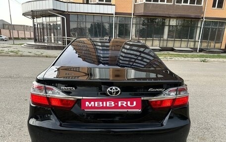 Toyota Camry, 2016 год, 2 100 000 рублей, 16 фотография