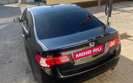 Honda Accord VIII рестайлинг, 2010 год, 1 000 000 рублей, 7 фотография