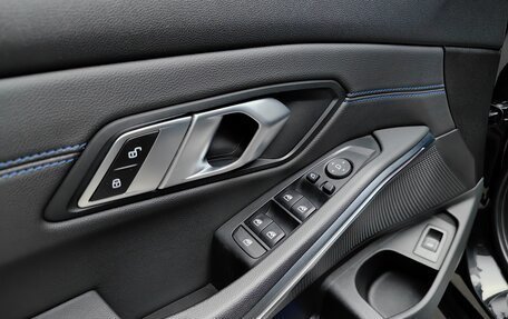 BMW 3 серия, 2021 год, 4 300 000 рублей, 22 фотография