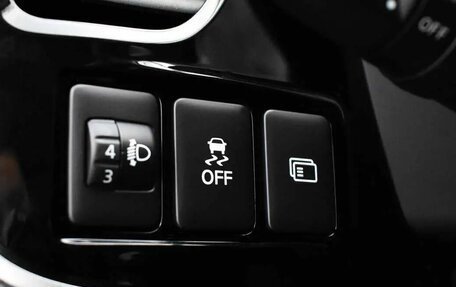 Mitsubishi Outlander III рестайлинг 3, 2020 год, 2 480 000 рублей, 9 фотография