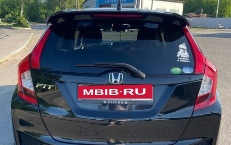 Honda Fit III, 2015 год, 1 400 000 рублей, 2 фотография
