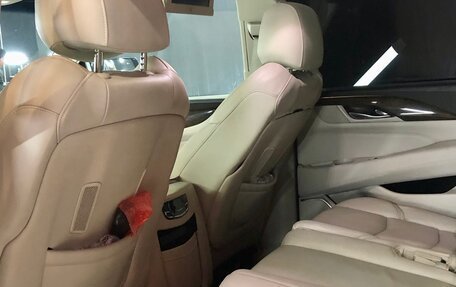 Cadillac Escalade IV, 2018 год, 4 690 000 рублей, 19 фотография