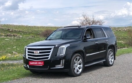 Cadillac Escalade IV, 2018 год, 4 690 000 рублей, 5 фотография
