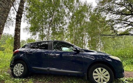 Renault Megane III, 2010 год, 800 000 рублей, 6 фотография