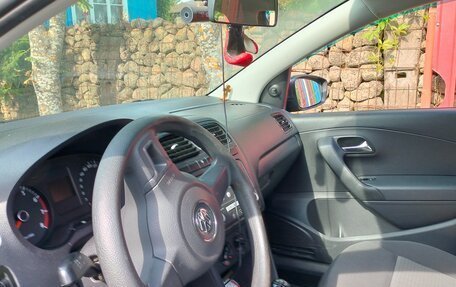 Volkswagen Polo VI (EU Market), 2013 год, 700 000 рублей, 10 фотография