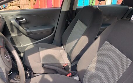 Volkswagen Polo VI (EU Market), 2013 год, 700 000 рублей, 12 фотография