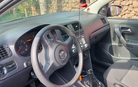 Volkswagen Polo VI (EU Market), 2013 год, 700 000 рублей, 13 фотография