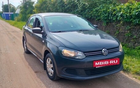 Volkswagen Polo VI (EU Market), 2013 год, 700 000 рублей, 2 фотография