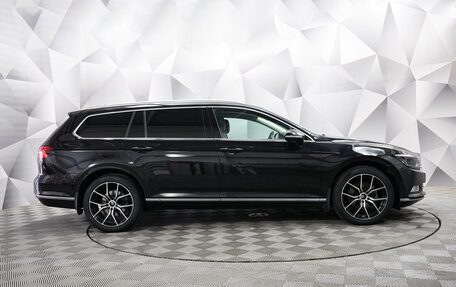 Volkswagen Passat B8 рестайлинг, 2018 год, 2 195 000 рублей, 6 фотография