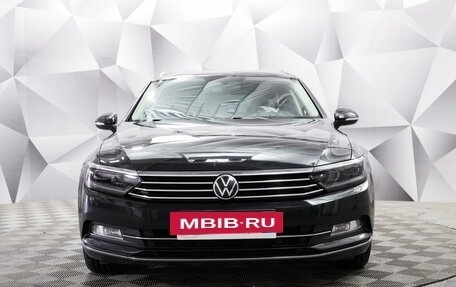 Volkswagen Passat B8 рестайлинг, 2018 год, 2 195 000 рублей, 8 фотография