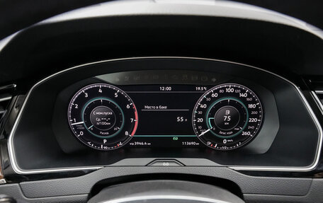 Volkswagen Passat B8 рестайлинг, 2018 год, 2 195 000 рублей, 16 фотография