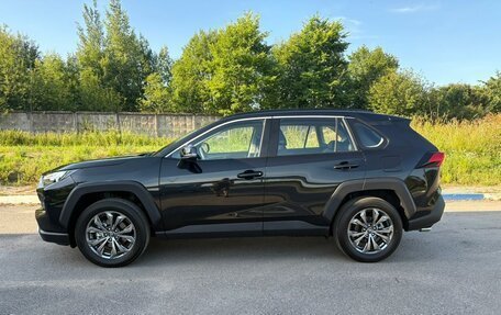 Toyota RAV4, 2025 год, 3 890 000 рублей, 2 фотография