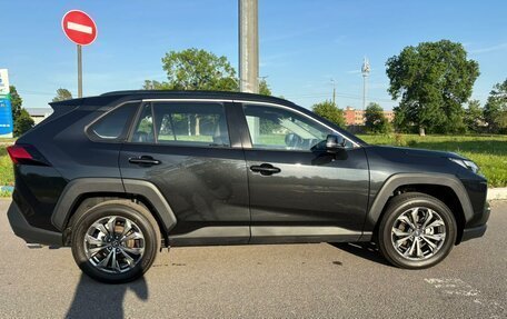 Toyota RAV4, 2025 год, 3 890 000 рублей, 5 фотография