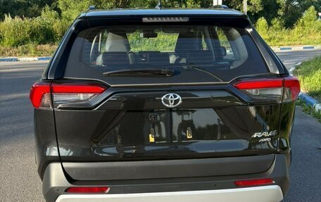 Toyota RAV4, 2025 год, 3 890 000 рублей, 7 фотография